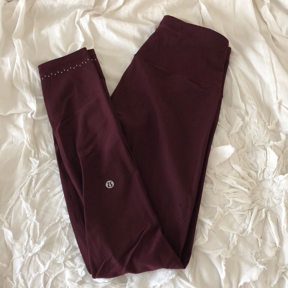 Maroon lululemon leggings
